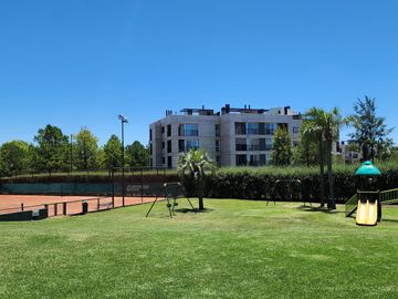 Casa en Venta - Barrio cerrado Funes Hills Cadaques