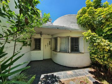 Casa en  Acevedo al 500 Lomas de Zamora