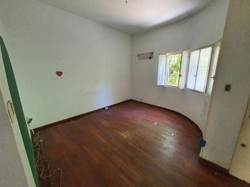 Casa en  Acevedo al 500 Lomas de Zamora