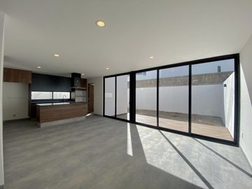Zibata Casa Nueva en VENTA dentro de Condominio 
