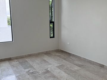 Casa en venta 3 habitaciones en Temozón Norte, Mérida
