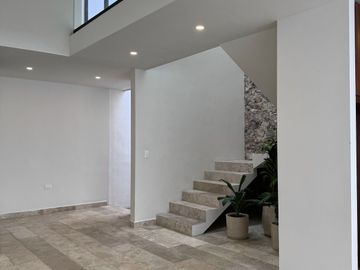 Casa en venta 3 habitaciones en Temozón Norte, Mérida