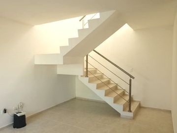 Casa en venta en avenida ideal para negocio en Las Americas, Merida Yucatan