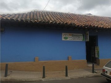 CASA ESQUINERA, CENTRO HISTÓRICO DE ZIPAQUIR