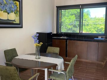 La Casa  del Árbol Club de Golf La Ceiba Recién Remodelada .