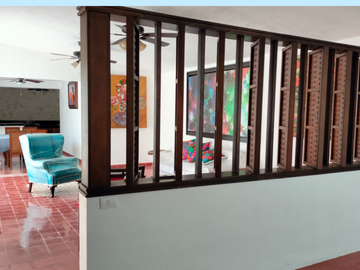 La Casa  del Árbol Club de Golf La Ceiba Recién Remodelada .