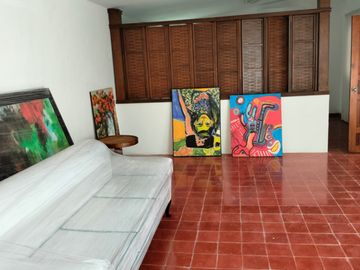 La Casa  del Árbol Club de Golf La Ceiba Recién Remodelada .