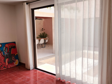 La Casa  del Árbol Club de Golf La Ceiba Recién Remodelada .