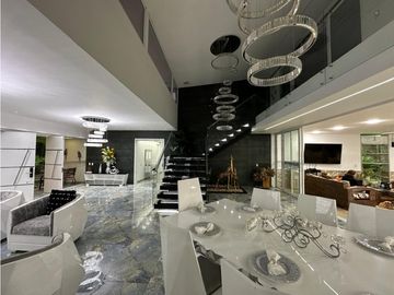 VENTA DE CASA CAMPESTRE LUXURY EN JAMUNDI/VALLE (ALFAGUARA)