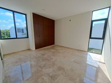 Casa en venta en Privada Varena Living, Santa Gertrudis Copo, Mérida