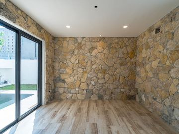 Casa en Venta con sistema inteligente en privada Tamara en Mérida Yucatán.