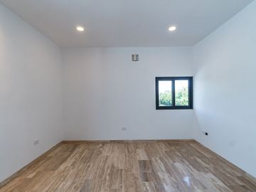 Casa en Venta con sistema inteligente en privada Tamara en Mérida Yucatán.