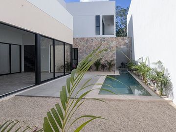 Casa en Venta en Cholul en Mérida Yucatán.