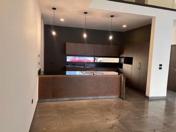 Casa en Venta en privada Parque Natura en Cholul, Mérida Yucatán..
