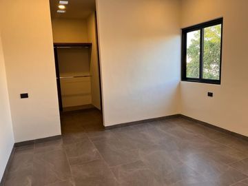 Casa en Venta en privada Parque Natura en Cholul, Mérida Yucatán..