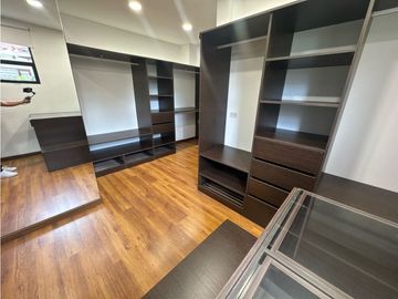 SE VENDE O SE RENTA CASA EN UNIDAD CERRADA EN LA CEJA INMUEBLE DE LUJO
