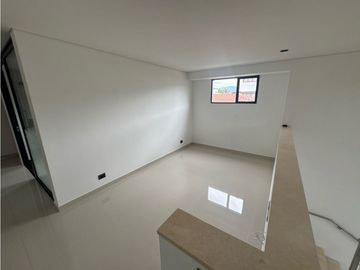 SE VENDE O SE RENTA CASA EN UNIDAD CERRADA EN LA CEJA INMUEBLE DE LUJO