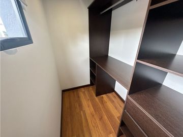 SE VENDE O SE RENTA CASA EN UNIDAD CERRADA EN LA CEJA INMUEBLE DE LUJO
