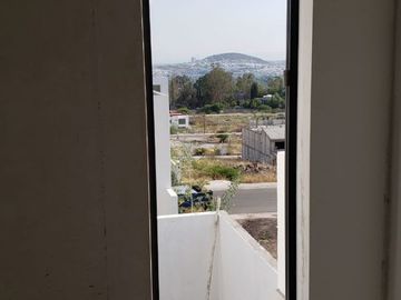Se Vende Preciosa Residencia de Autor en Lomas de Juriquilla, 4 Niveles, ÚNICA !