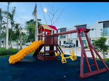 3-Bedroom House in Long Island Gated Community CANCUN, MEXICO