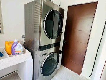 3-Bedroom House in Long Island Gated Community CANCUN, MEXICO