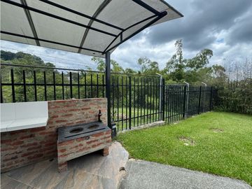 Casa campestre en venta/ norte de armenia