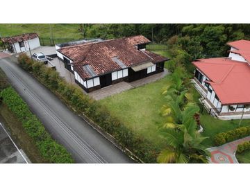 Casa campestre en venta/ norte de armenia