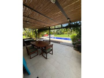 Casa campestre via la tebaida/ conjunto exclusivo del Quindio