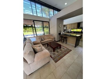 Casa campestre via la tebaida/ conjunto exclusivo del Quindio