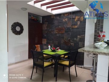 VENTA DE CASA EN CONJUNTO CERRADO  GIRON COD: 710