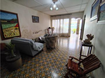 Se vende casa lote en el centro de Santa Marta