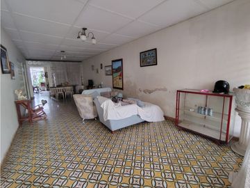 Se vende casa lote en el centro de Santa Marta