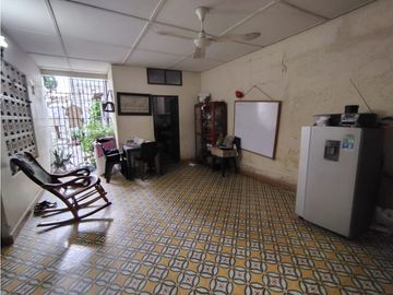 Se vende casa lote en el centro de Santa Marta