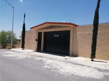 VENTA DE QUINTA EN  VALLE DE ZUAZUA