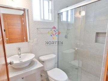 LINDA CASA CON ALBERCA EN VENTA EN LAGOS DEL SOL, CANCUN, Q.