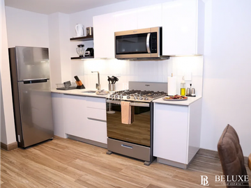 VENDO APARTAMENTO EN CASCO, PH CASCO VIEW (P)