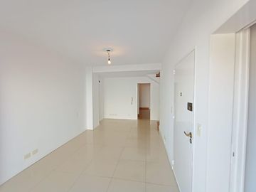 Duplex 3 Ambientes al Frente Balcón Terraza Parrilla
