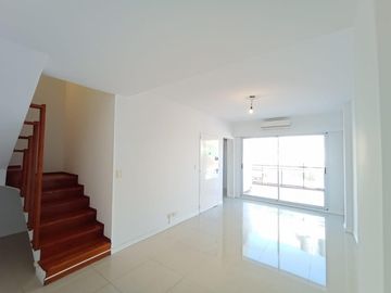 Duplex 3 Ambientes al Frente Balcón Terraza Parrilla