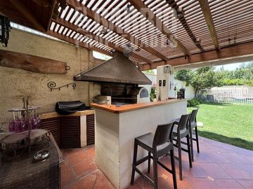Casa en Venta en Chicureo / Piedra Roja
