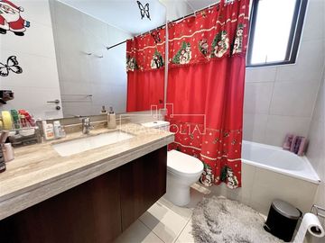 Casa en Venta en Cercana a Jumbo Chamisero