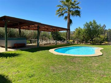 Casa en Venta en Lomas de Puangue | Casa en Parcela en Venta (3D3B) | Alas Propiedades