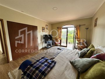 Casa en Venta en Amplia Casa de 333 m2 en Terreno de 5.400 m2