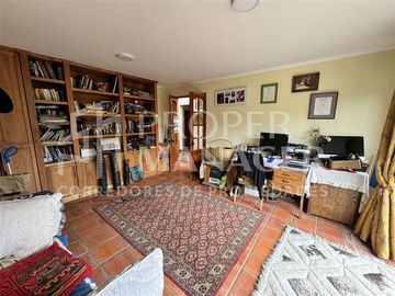 Casa en Venta en Amplia Casa de 333 m2 en Terreno de 5.400 m2