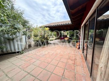 Casa en Venta en Amplia Casa de 333 m2 en Terreno de 5.400 m2
