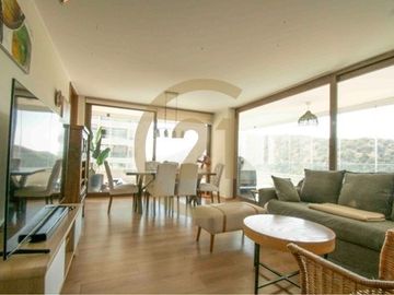 Hermoso departamento Vitacura, Vista despejada