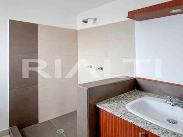 Casas VIP en el Valle de los Chillos, San José de Conocoto