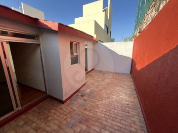 Casa en venta en Jardines de Satélite