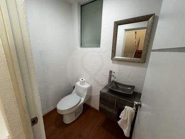 Casa en venta en Jardines de Satélite