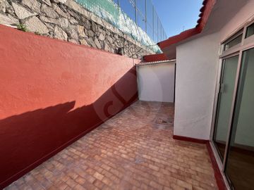 Casa en venta en Jardines de Satélite