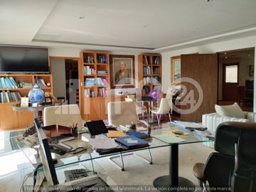 Oficina en venta en Bosques de las Lomas